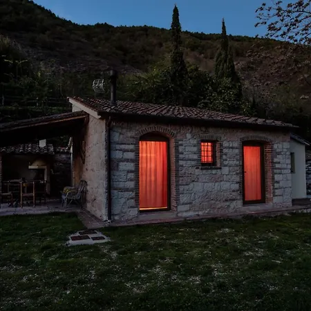 Piccolo Angolo Di Paradiso, Sigillo, Montecucco Feriehus *